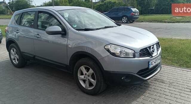 Сірий Ніссан Кашкай 2, об'ємом двигуна 2 л та пробігом 231 тис. км за 10700 $, фото 1 на Automoto.ua