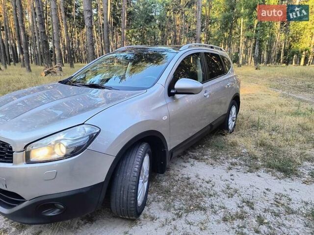 Серый Ниссан Кашкай 2, объемом двигателя 1.46 л и пробегом 250 тыс. км за 11500 $, фото 1 на Automoto.ua