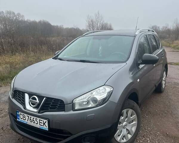 Сірий Ніссан Кашкай 2, об'ємом двигуна 1.46 л та пробігом 275 тис. км за 11000 $, фото 1 на Automoto.ua