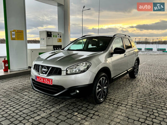 Серый Ниссан Кашкай 2, объемом двигателя 1.5 л и пробегом 220 тыс. км за 12299 $, фото 1 на Automoto.ua