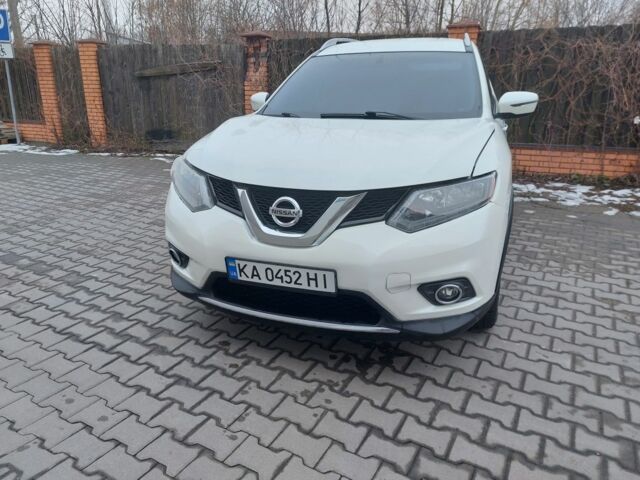 Белый Ниссан Rogue, объемом двигателя 0 л и пробегом 140 тыс. км за 11800 $, фото 1 на Automoto.ua