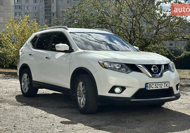 Белый Ниссан Rogue, объемом двигателя 2.49 л и пробегом 130 тыс. км за 13000 $, фото 1 на Automoto.ua