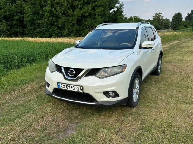 Белый Ниссан Rogue, объемом двигателя 2.5 л и пробегом 205 тыс. км за 11999 $, фото 1 на Automoto.ua