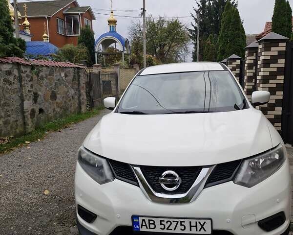 Білий Ніссан Rogue, об'ємом двигуна 2.49 л та пробігом 162 тис. км за 12850 $, фото 1 на Automoto.ua
