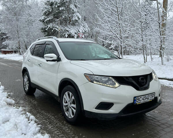 Белый Ниссан Rogue, объемом двигателя 2.49 л и пробегом 86 тыс. км за 11700 $, фото 1 на Automoto.ua