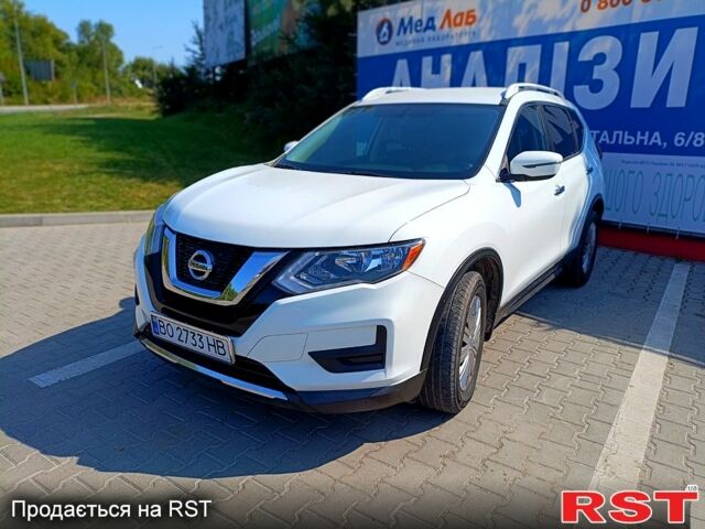 Белый Ниссан Rogue, объемом двигателя 2.5 л и пробегом 192 тыс. км за 12600 $, фото 1 на Automoto.ua