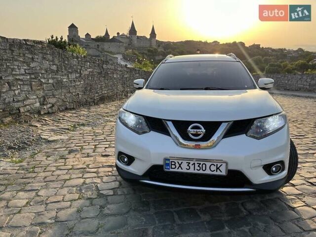 Белый Ниссан Rogue, объемом двигателя 2.49 л и пробегом 129 тыс. км за 13700 $, фото 1 на Automoto.ua