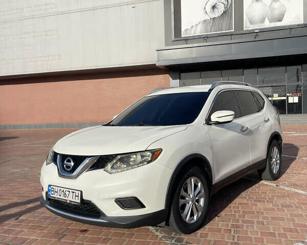 Белый Ниссан Rogue, объемом двигателя 2.49 л и пробегом 220 тыс. км за 11800 $, фото 1 на Automoto.ua