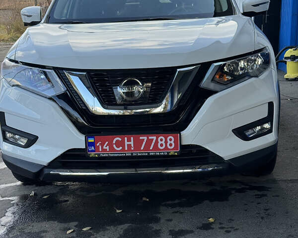 Білий Ніссан Rogue, об'ємом двигуна 2.4 л та пробігом 83 тис. км за 15400 $, фото 1 на Automoto.ua