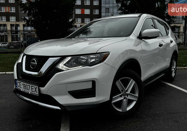 Белый Ниссан Rogue, объемом двигателя 2.5 л и пробегом 120 тыс. км за 13900 $, фото 1 на Automoto.ua