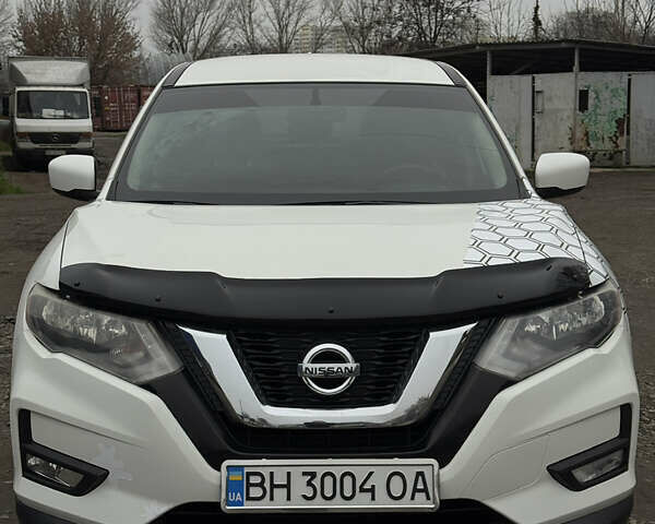 Белый Ниссан Rogue, объемом двигателя 2.49 л и пробегом 140 тыс. км за 11500 $, фото 1 на Automoto.ua