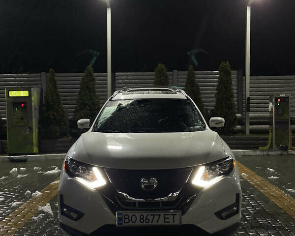 Білий Ніссан Rogue, об'ємом двигуна 2.49 л та пробігом 76 тис. км за 17500 $, фото 1 на Automoto.ua