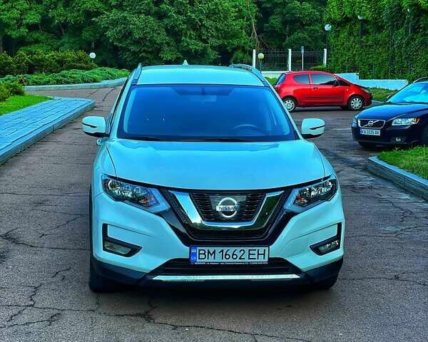 Белый Ниссан Rogue, объемом двигателя 2.49 л и пробегом 160 тыс. км за 15000 $, фото 1 на Automoto.ua