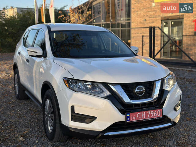 Білий Ніссан Rogue, об'ємом двигуна 2.49 л та пробігом 90 тис. км за 14200 $, фото 1 на Automoto.ua