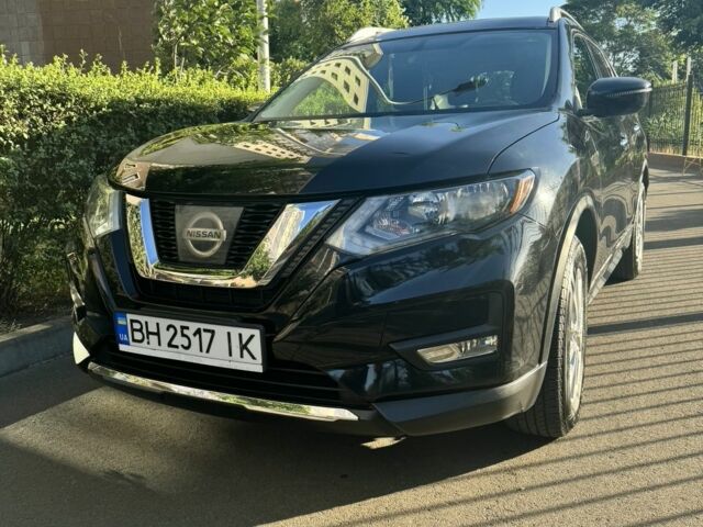 Чорний Ніссан Rogue, об'ємом двигуна 2.5 л та пробігом 77 тис. км за 13895 $, фото 1 на Automoto.ua