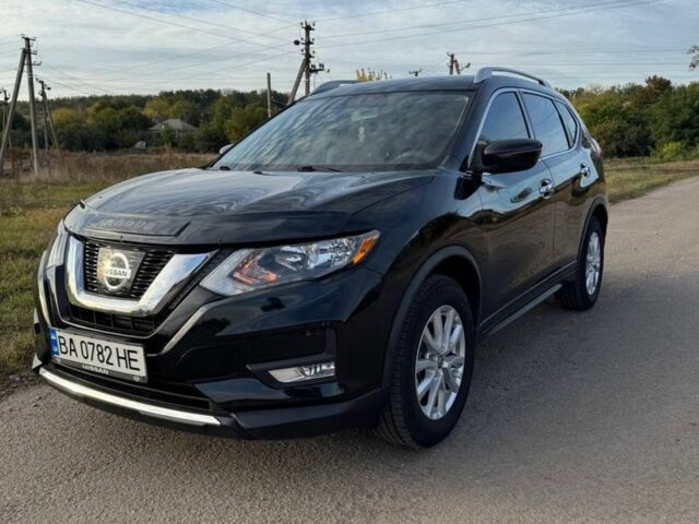 Чорний Ніссан Rogue, об'ємом двигуна 2.5 л та пробігом 156 тис. км за 15800 $, фото 1 на Automoto.ua