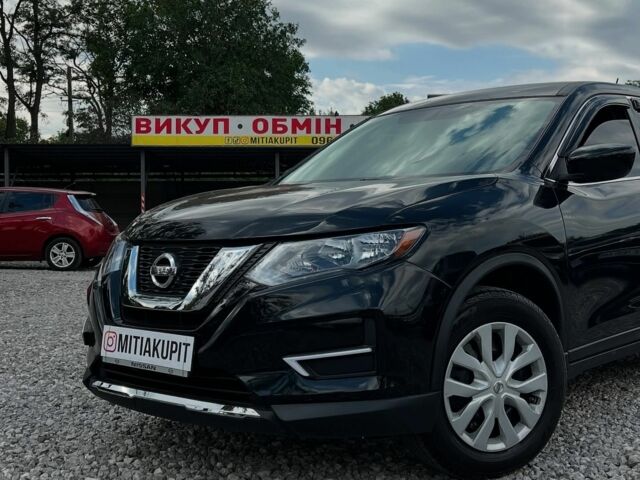 Черный Ниссан Rogue, объемом двигателя 0 л и пробегом 175 тыс. км за 12000 $, фото 1 на Automoto.ua
