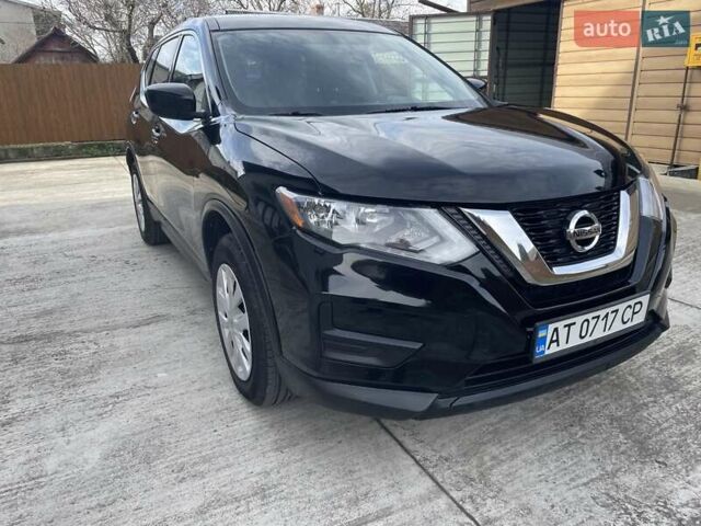 Черный Ниссан Rogue, объемом двигателя 2.49 л и пробегом 165 тыс. км за 14000 $, фото 1 на Automoto.ua