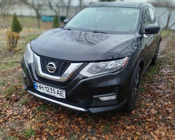 Черный Ниссан Rogue, объемом двигателя 2.49 л и пробегом 212 тыс. км за 12700 $, фото 1 на Automoto.ua