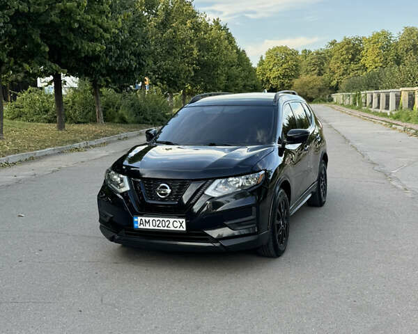 Чорний Ніссан Rogue, об'ємом двигуна 2.5 л та пробігом 151 тис. км за 13465 $, фото 1 на Automoto.ua