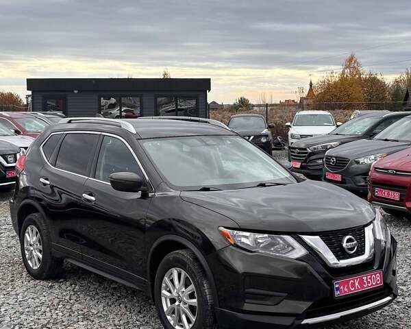 Ниссан Rogue 2017 в Львове на Automoto.ua Черный Ниссан Rogue, объемом двигателя 2.49 л и пробегом 249 тыс. км за 12900 $, фото 1 на Automoto.ua