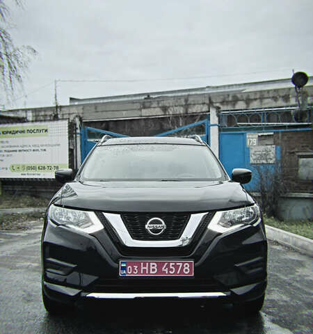 Черный Ниссан Rogue, объемом двигателя 2.49 л и пробегом 210 тыс. км за 14600 $, фото 1 на Automoto.ua