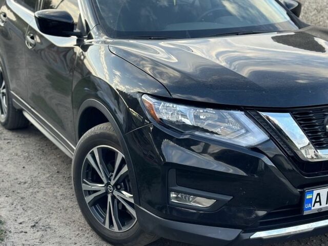 Черный Ниссан Rogue, объемом двигателя 2.5 л и пробегом 60 тыс. км за 15200 $, фото 1 на Automoto.ua