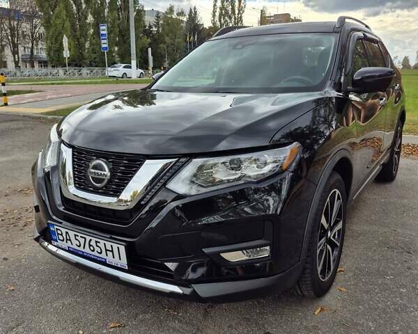 Черный Ниссан Rogue, объемом двигателя 2.49 л и пробегом 43 тыс. км за 18700 $, фото 1 на Automoto.ua