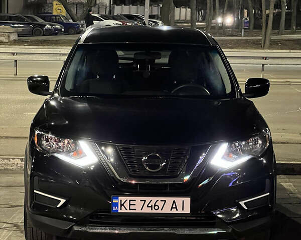 Черный Ниссан Rogue, объемом двигателя 2.49 л и пробегом 115 тыс. км за 14300 $, фото 1 на Automoto.ua