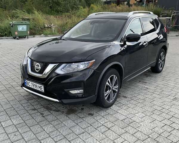 Черный Ниссан Rogue, объемом двигателя 2.49 л и пробегом 62 тыс. км за 13500 $, фото 1 на Automoto.ua