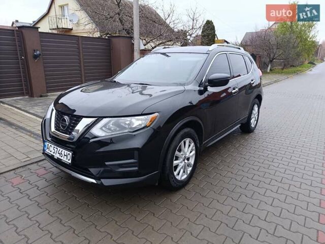 Черный Ниссан Rogue, объемом двигателя 2.49 л и пробегом 157 тыс. км за 13500 $, фото 1 на Automoto.ua