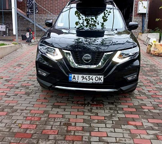 Чорний Ніссан Rogue, об'ємом двигуна 2.5 л та пробігом 83 тис. км за 17000 $, фото 1 на Automoto.ua