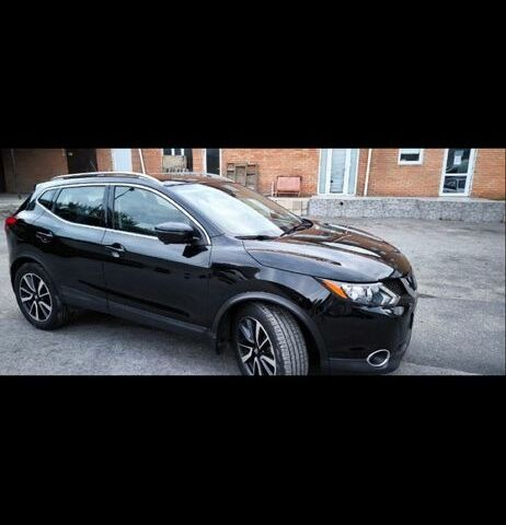 Черный Ниссан Rogue, объемом двигателя 2 л и пробегом 120 тыс. км за 16000 $, фото 1 на Automoto.ua