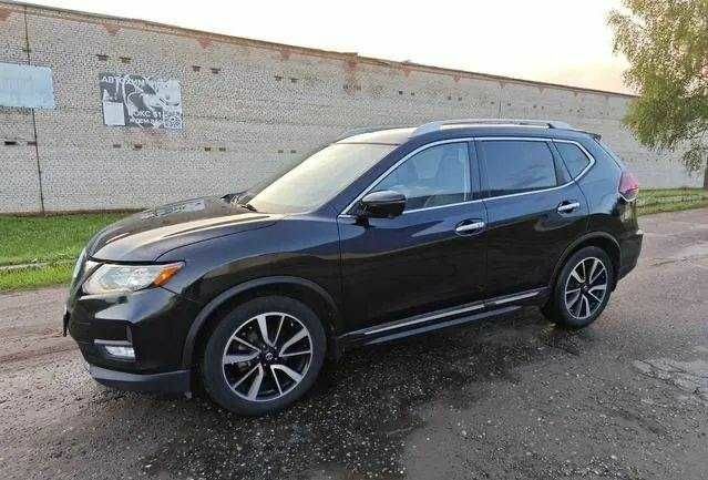 Чорний Ніссан Rogue, об'ємом двигуна 0 л та пробігом 96 тис. км за 19000 $, фото 1 на Automoto.ua