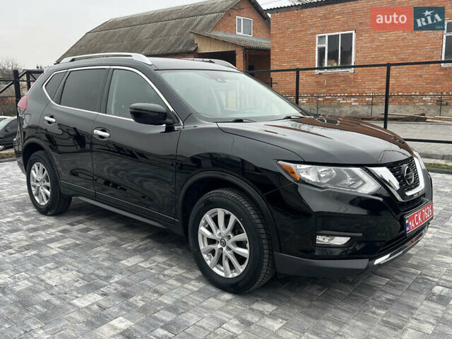 Черный Ниссан Rogue, объемом двигателя 2.5 л и пробегом 92 тыс. км за 16200 $, фото 1 на Automoto.ua