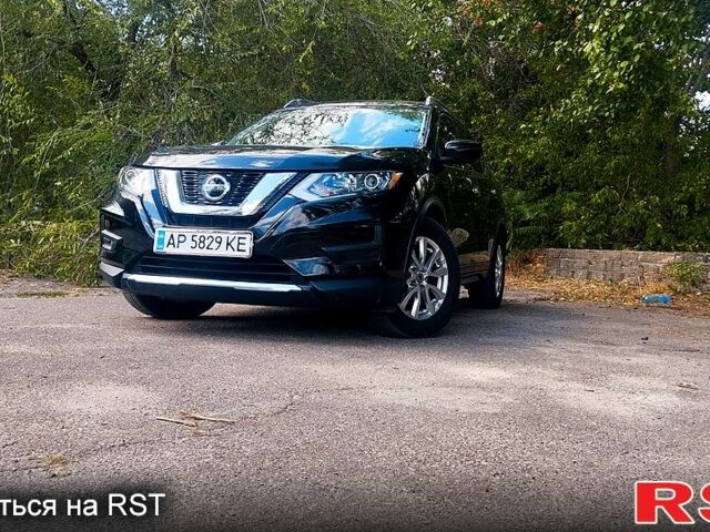 Черный Ниссан Rogue, объемом двигателя 2.5 л и пробегом 108 тыс. км за 14500 $, фото 1 на Automoto.ua