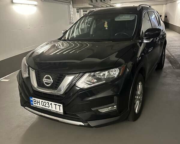 Черный Ниссан Rogue, объемом двигателя 2.49 л и пробегом 52 тыс. км за 16500 $, фото 1 на Automoto.ua