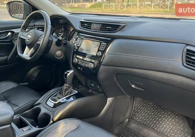Черный Ниссан Rogue, объемом двигателя 2.49 л и пробегом 96 тыс. км за 16800 $, фото 1 на Automoto.ua