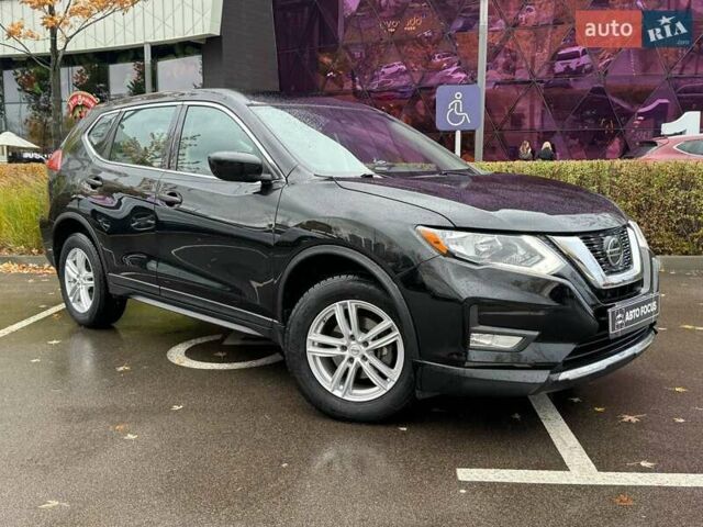 Черный Ниссан Rogue, объемом двигателя 2.49 л и пробегом 109 тыс. км за 16490 $, фото 1 на Automoto.ua