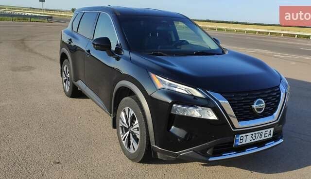 Черный Ниссан Rogue, объемом двигателя 2.49 л и пробегом 162 тыс. км за 22000 $, фото 1 на Automoto.ua