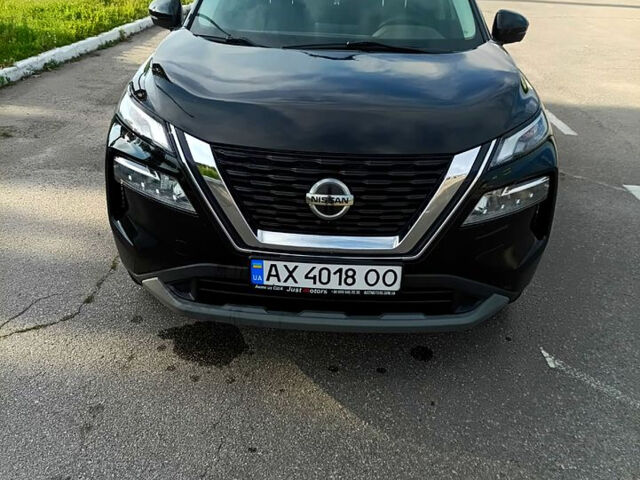 Черный Ниссан Rogue, объемом двигателя 2.5 л и пробегом 136 тыс. км за 20700 $, фото 1 на Automoto.ua