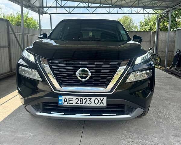 Черный Ниссан Rogue, объемом двигателя 2.49 л и пробегом 100 тыс. км за 22700 $, фото 1 на Automoto.ua