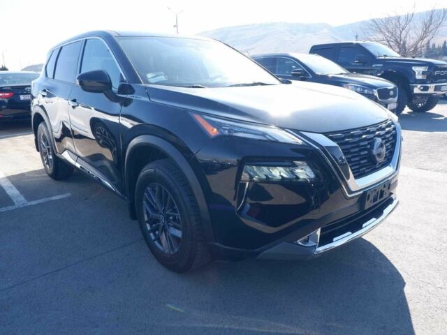 Чорний Ніссан Rogue, об'ємом двигуна 1.5 л та пробігом 5 тис. км за 18000 $, фото 1 на Automoto.ua