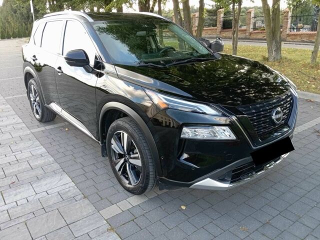 Чорний Ніссан Rogue, об'ємом двигуна 1.5 л та пробігом 11 тис. км за 21000 $, фото 1 на Automoto.ua