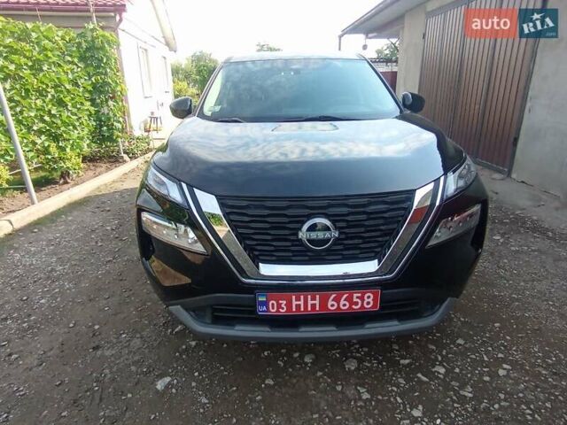 Чорний Ніссан Rogue, об'ємом двигуна 0 л та пробігом 16 тис. км за 23500 $, фото 1 на Automoto.ua