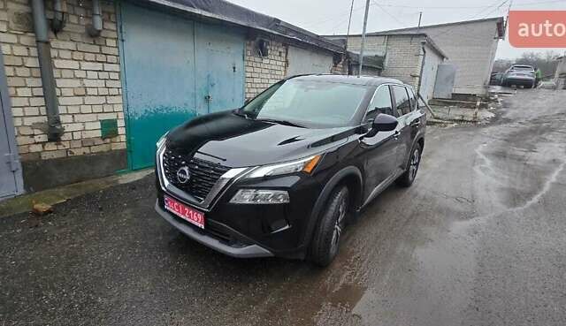 Чорний Ніссан Rogue, об'ємом двигуна 1.5 л та пробігом 90 тис. км за 20800 $, фото 1 на Automoto.ua