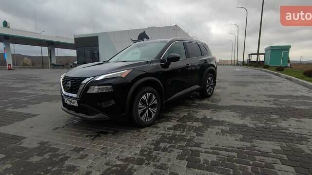 Чорний Ніссан Rogue, об'ємом двигуна 1.5 л та пробігом 42 тис. км за 26500 $, фото 1 на Automoto.ua
