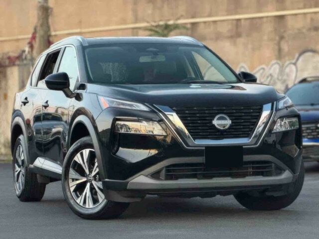 Черный Ниссан Rogue, объемом двигателя 1.5 л и пробегом 29 тыс. км за 11300 $, фото 1 на Automoto.ua