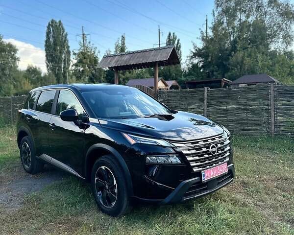 Черный Ниссан Rogue, объемом двигателя 1.5 л и пробегом 2 тыс. км за 26000 $, фото 1 на Automoto.ua