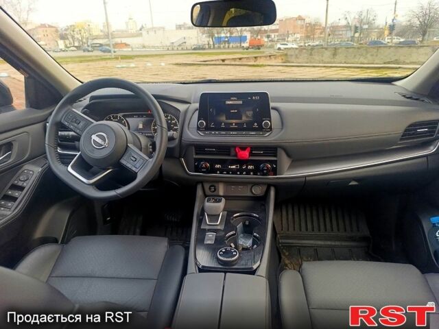 Черный Ниссан Rogue, объемом двигателя 1.5 л и пробегом 10 тыс. км за 25800 $, фото 1 на Automoto.ua